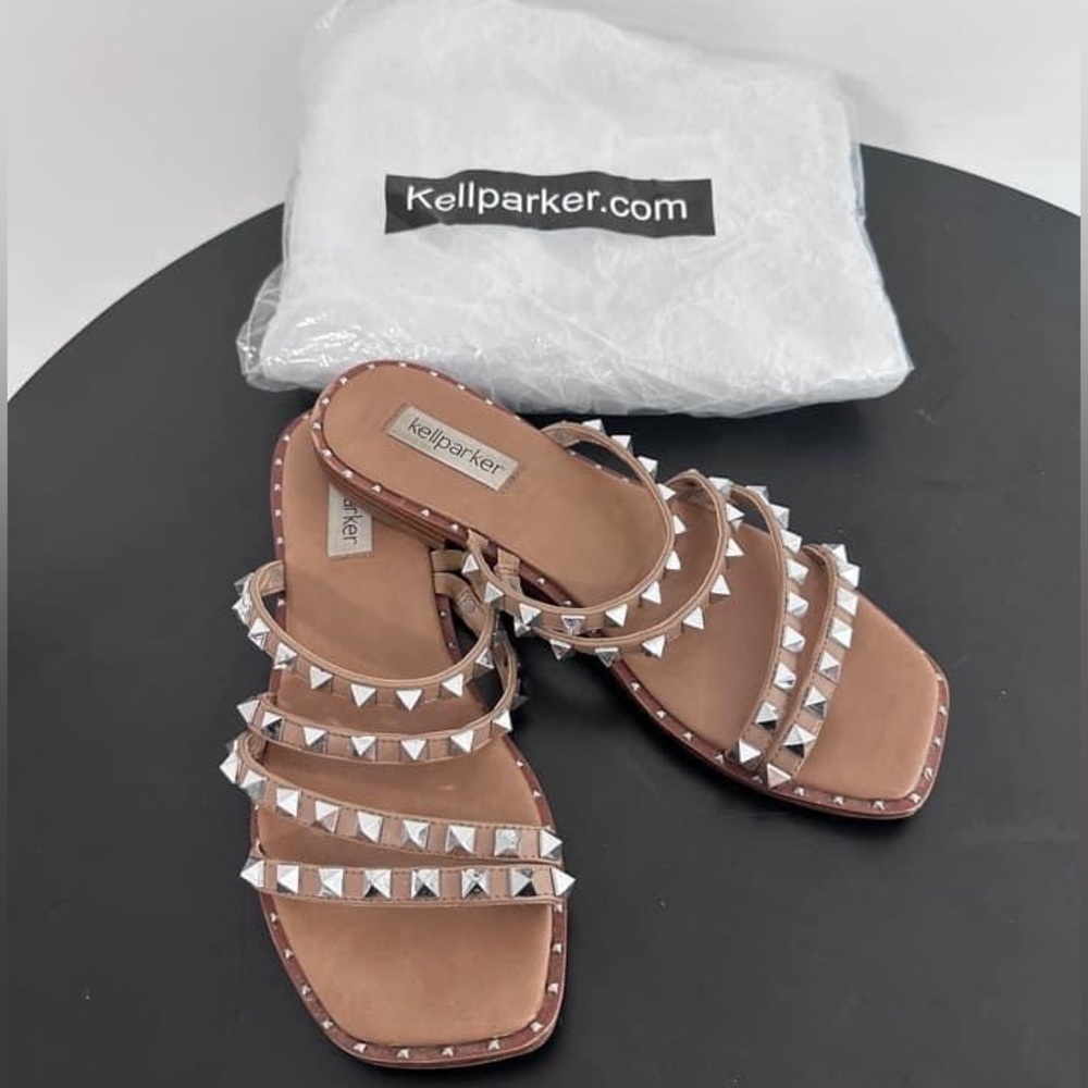Kellparker Sandles
